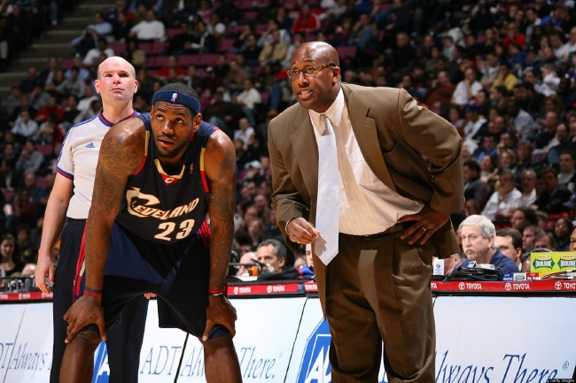 马尔蒂尼：希望意大利进世界杯；不会去米兰以外的任何俱乐部（马尔蒂尼：盼意大利打进世界杯，除米兰外不加盟任何俱乐部）