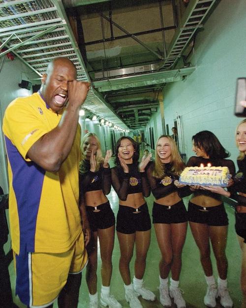 弗拉霍维奇晒龙珠悟空恢复照：手术很顺利，感谢大家（弗拉霍维奇以龙珠悟空姿态报平安：手术成功，感谢关心）